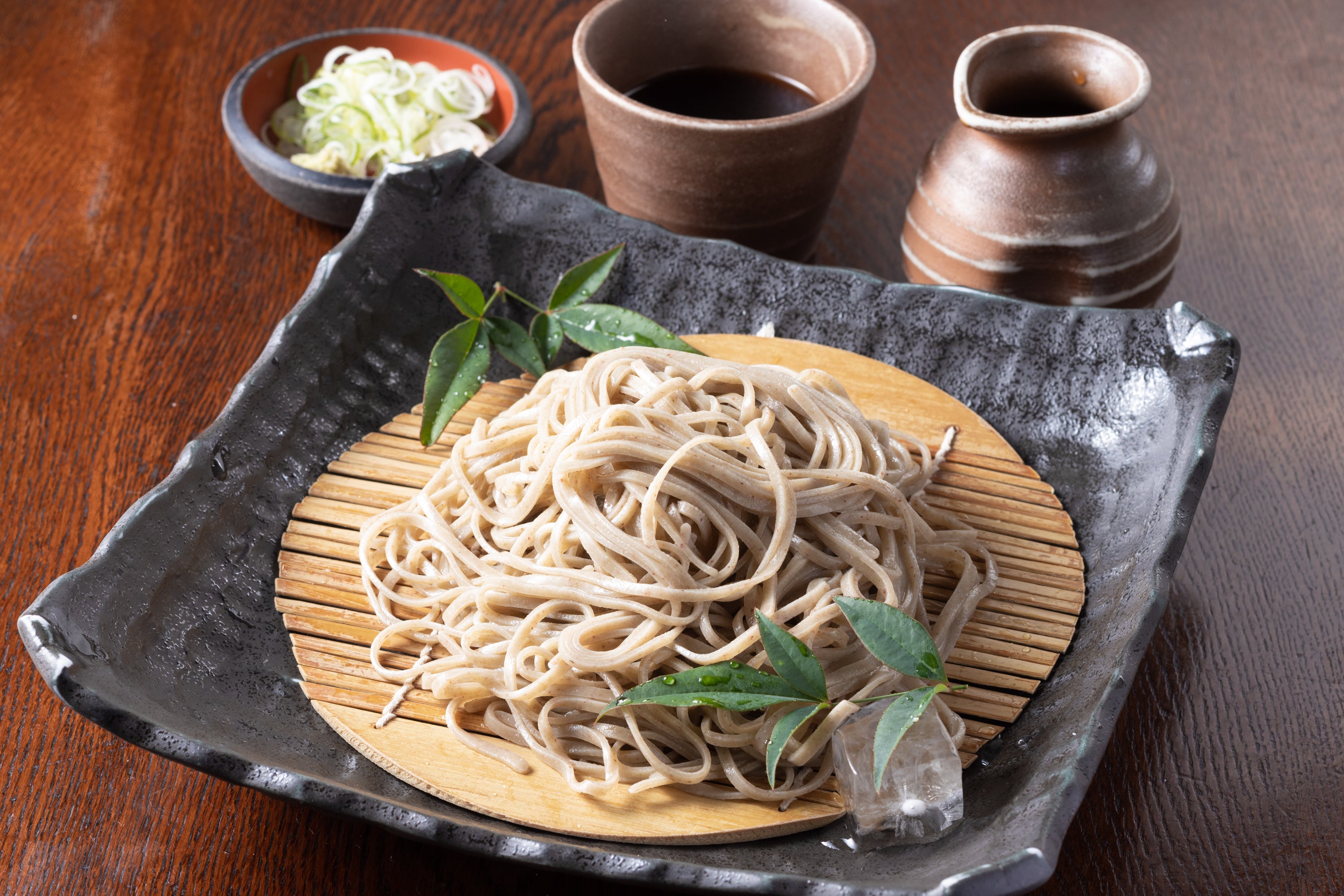 十割蕎麦120g×5食セット（温又は冷つゆ付き） – そば半